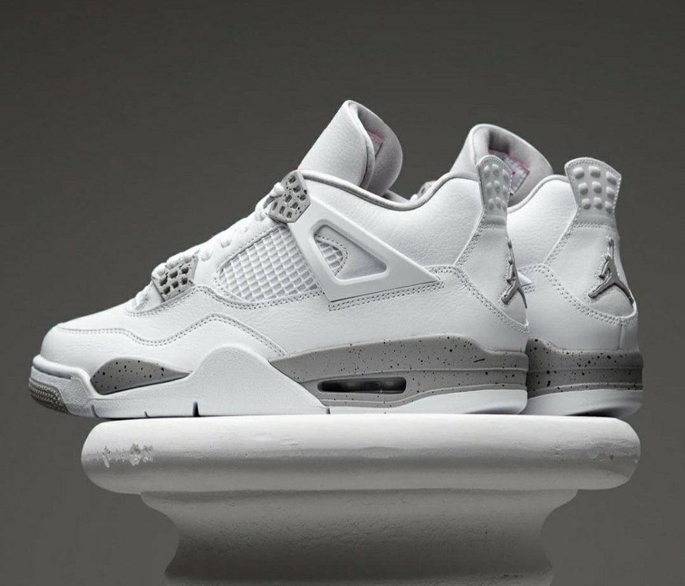 Jordan 4 Retro White Oreo (2021)